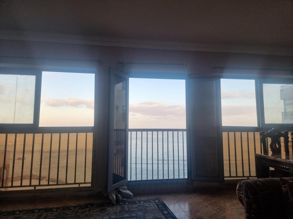 Zamzm Panoramic Sea View Family Flat - Alexandria Beachfront Exterior photo